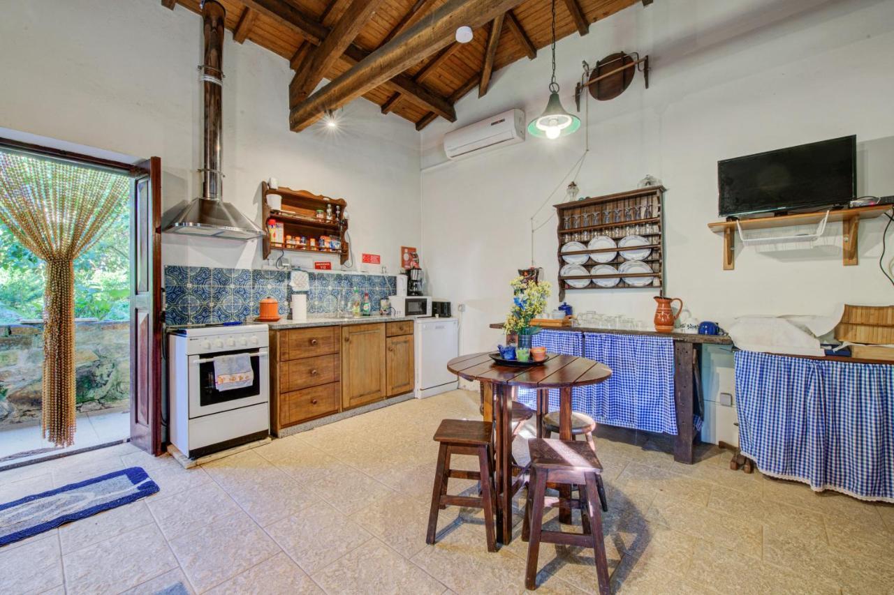 Casa Do Moinho Rural Campo E Praia , 9 Pessoas, Animais Benvindos Espinho  Esterno foto